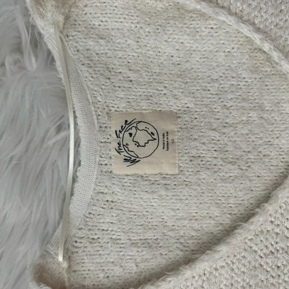 We The Free Theo V-Neck Sweater - Picture 4 of 6
